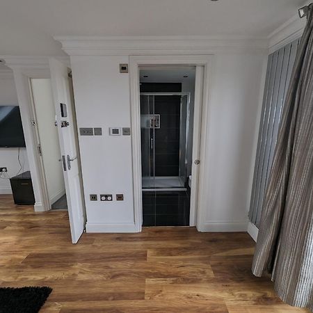 Luxury Hotel Rooms 帕尔默斯格林 外观 照片